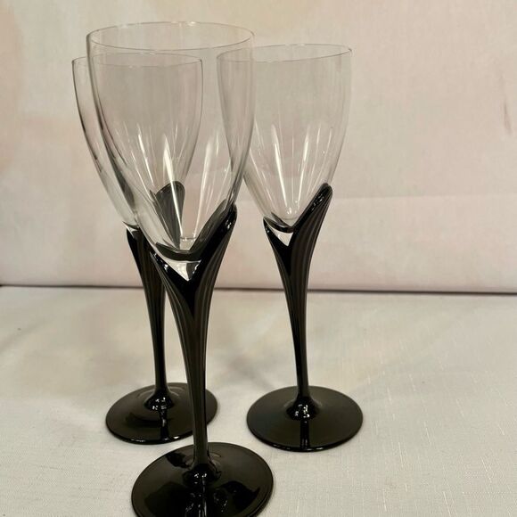 ALEXANDRA-BLACK STEMWARE by MIKASA  (3) WINE GLASSES LIKE NEW CONDITION - Picture 3 of 9